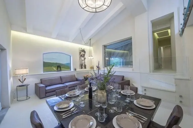 Villa, Sigara İçilebilir