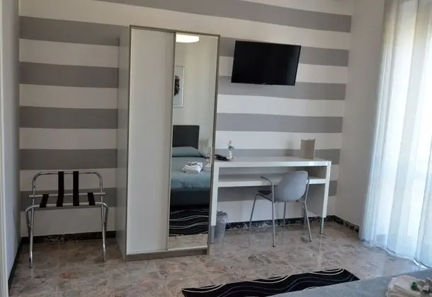 Tek Büyük Yataklı Oda (Testa di Medusa)