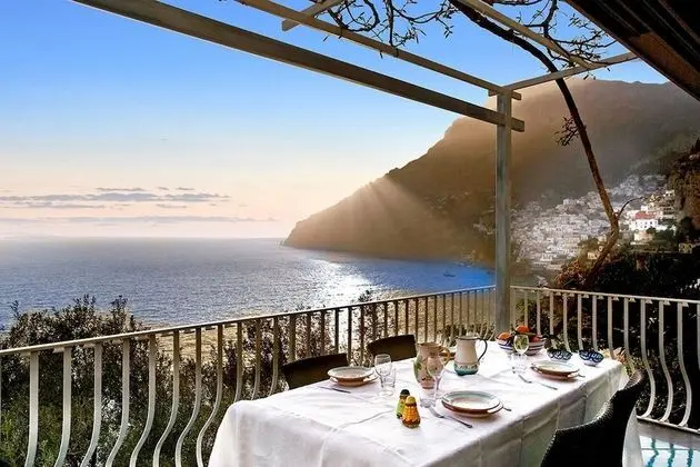 Villa, Sigara İçilebilir