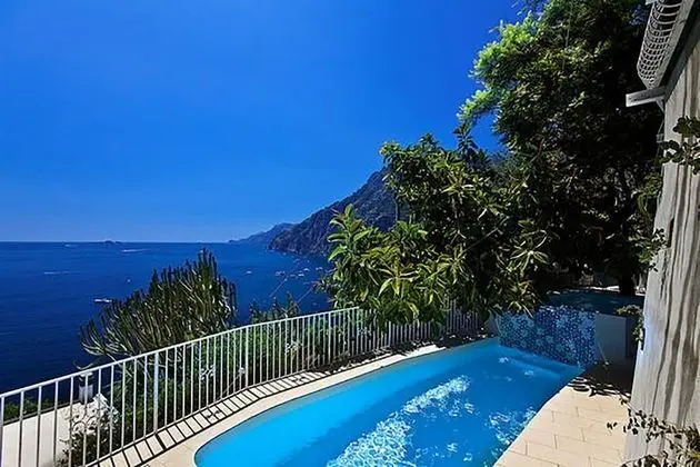 Villa, Sigara İçilebilir