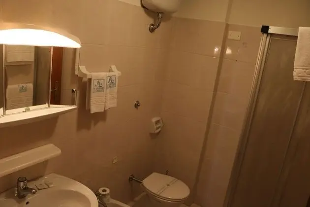 Dört Kişilik Oda