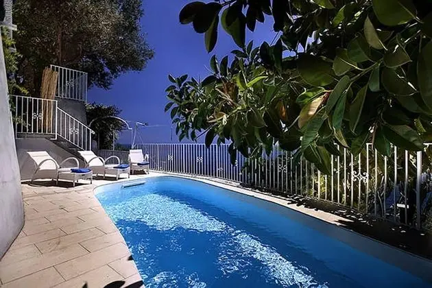 Villa, Sigara İçilebilir