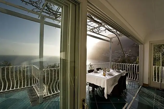 Villa, Sigara İçilebilir