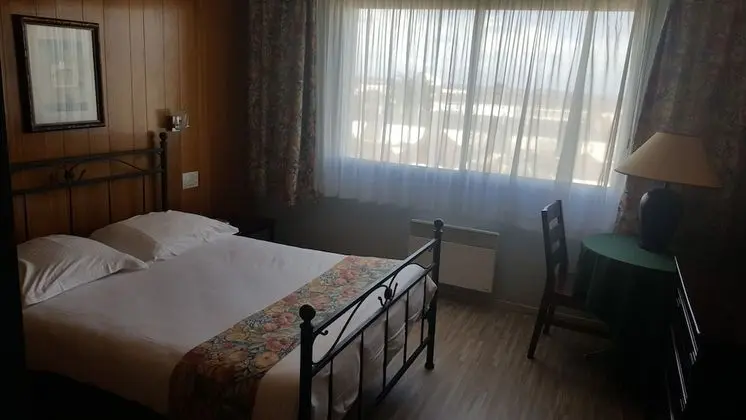 Tek Büyük Yataklı Oda