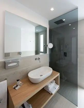 Deluxe Tek Kişilik Oda (Beach Access Included)