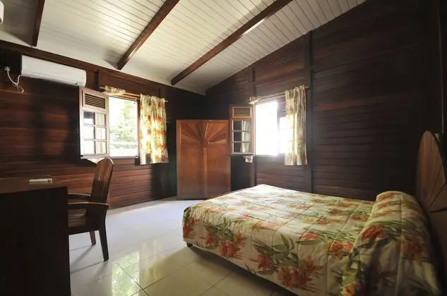 Bungalow Studio