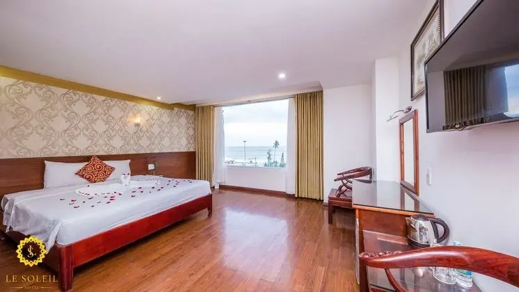Deluxe Tek Büyük Yataklı Oda, 1 Yatak Odası, Deniz Manzaralı