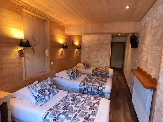 Üç Kişilik Oda, Balkon