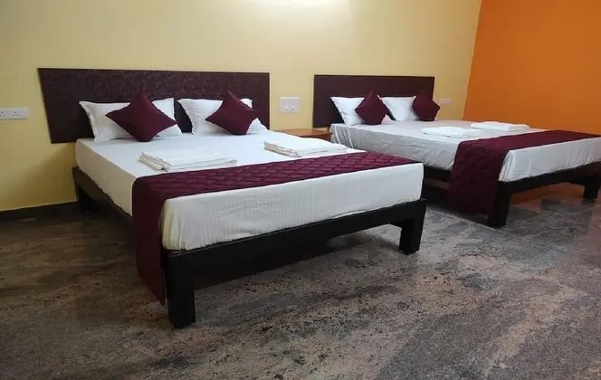 Deluxe Dört Kişilik Oda