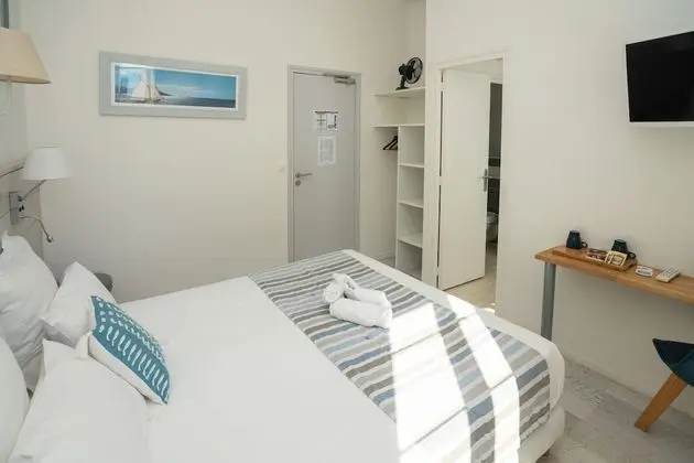 Comfort Tek Büyük Yataklı Oda