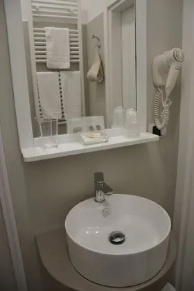 Standard Dört Kişilik Oda, Özel Banyo