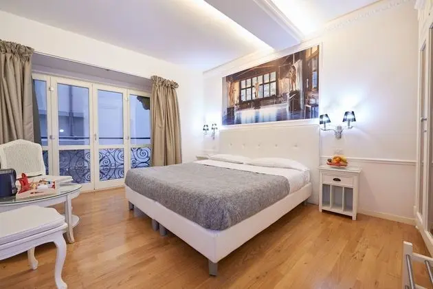 Classic Tek Büyük Yataklı Oda