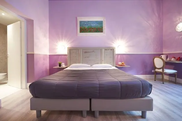 Classic Üç Kişilik Oda