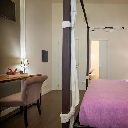 Superior Tek Büyük Yataklı Oda