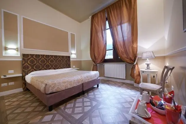 Superior Tek Büyük Yataklı Oda