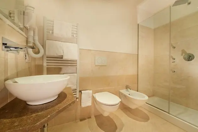 Superior Tek Büyük Yataklı Oda