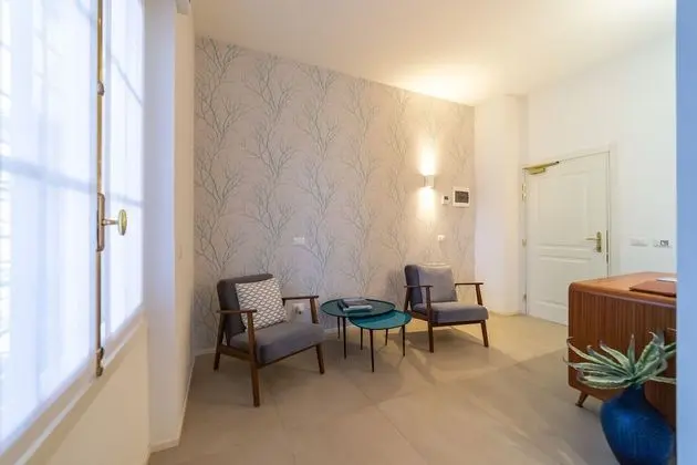 Junior Oda, Balkon