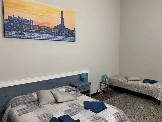 Basic Üç Kişilik Oda, Ortak Banyo