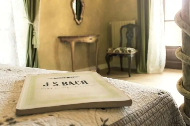 Tek Büyük Yataklı Oda, 1 Büyük (Queen) Boy Yatak, Sigara İçilmez, Balkon (Bach)