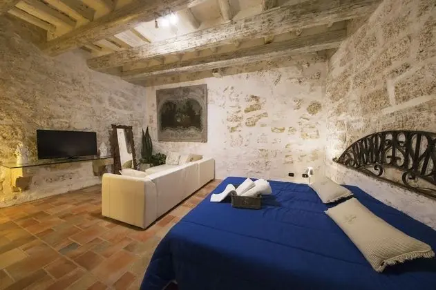 Junior Süit, 1 Büyük (Queen) Boy Yatak, Sigara İçilmez