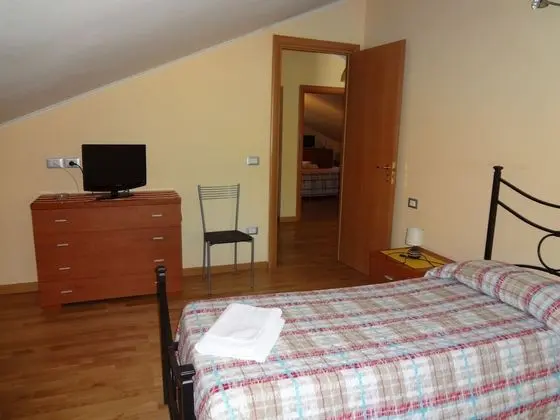 Tek Büyük Yataklı Oda