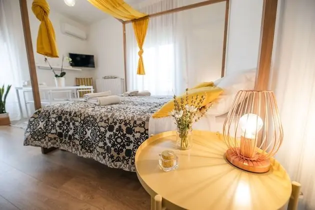 Dört Kişilik Oda (Sole)