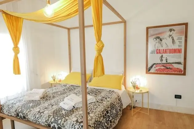 Dört Kişilik Oda (Sole)