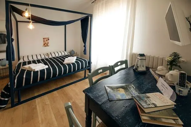 Üç Kişilik Oda (Mare)