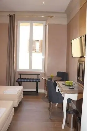 Tek Büyük veya İki Ayrı Yataklı Oda