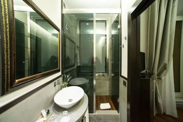 Classic Tek Büyük Yataklı Oda