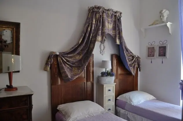 Tek Büyük veya İki Ayrı Yataklı Oda