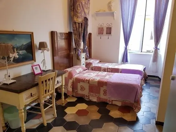 Tek Büyük veya İki Ayrı Yataklı Oda