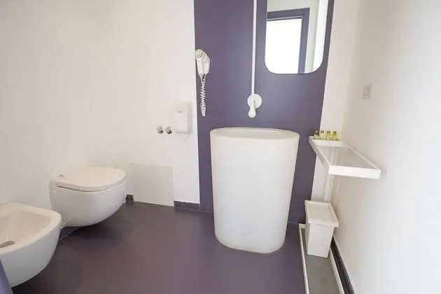 Honeymoon Tek Büyük Yataklı Oda