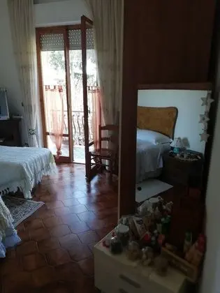 Basic Tek Büyük Yataklı Oda, Ortak Banyo