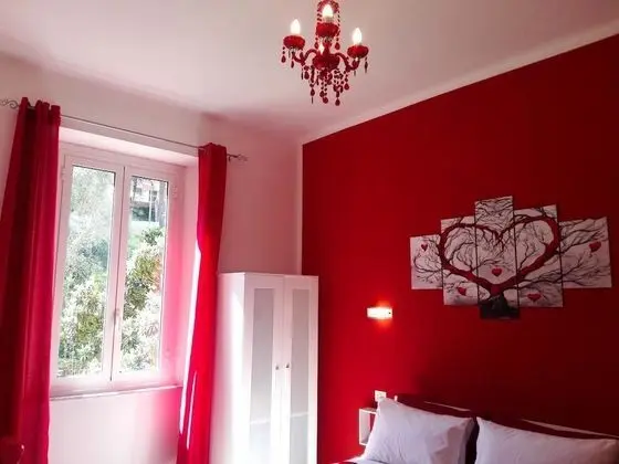 Üç Kişilik Oda, Bahçe Manzaralı