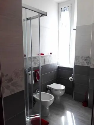 Üç Kişilik Oda, Bahçe Manzaralı