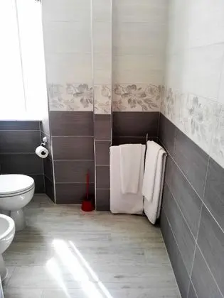 Üç Kişilik Oda, Bahçe Manzaralı