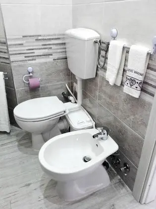 Üç Kişilik Oda, Balkon