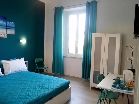 Üç Kişilik Oda, Şehir Manzaralı