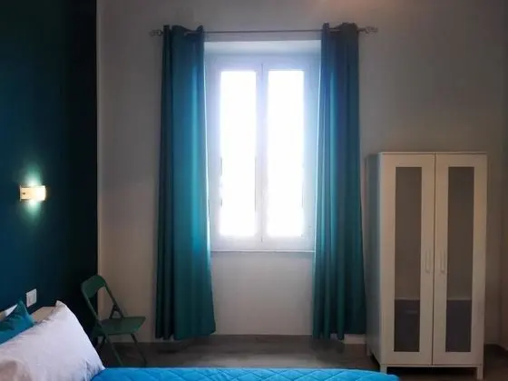 Üç Kişilik Oda, Şehir Manzaralı