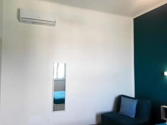 Üç Kişilik Oda, Şehir Manzaralı