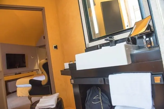 Deluxe Tek Büyük veya İki Ayrı Yataklı Oda