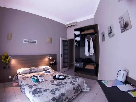 Superior Tek Büyük Yataklı Oda