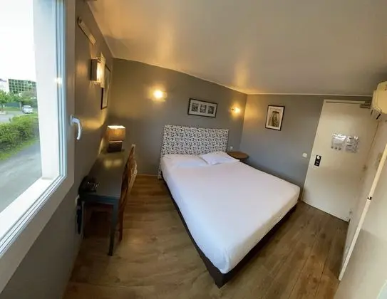 Comfort Tek Büyük Yataklı Oda
