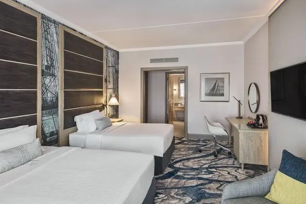 Superior (2 queen beds)
