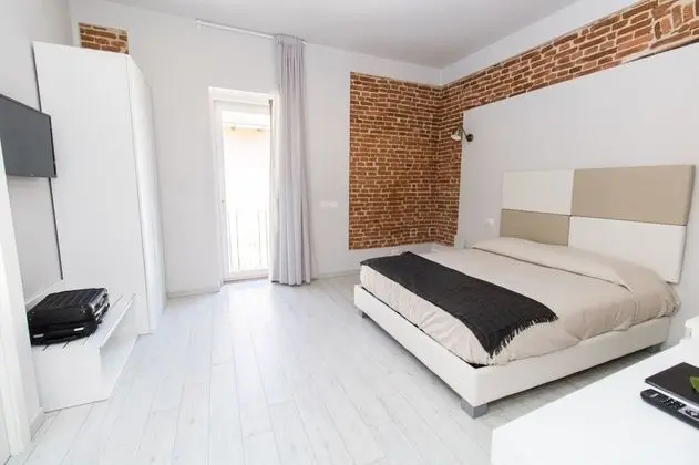 Tek Büyük Yataklı Oda, Balkon