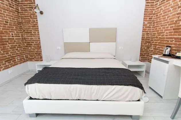 Tek Büyük Yataklı Oda, Balkon