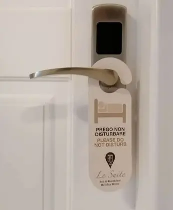 Tek Büyük Yataklı Oda, Balkon