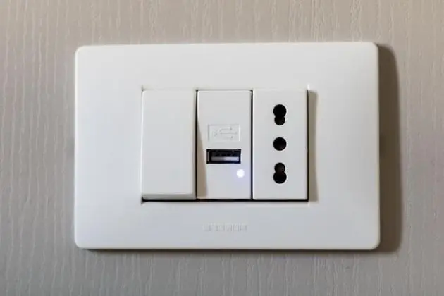 Tek Büyük Yataklı Oda, Balkon