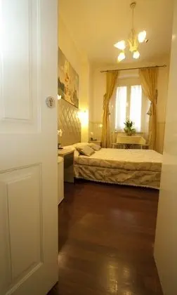 Basic Tek Büyük Yataklı Oda